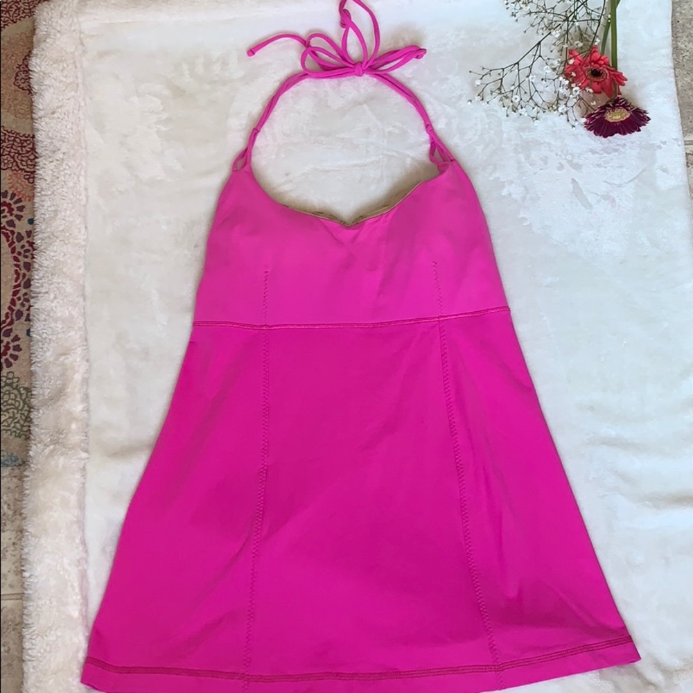 Lululemon halter workout top